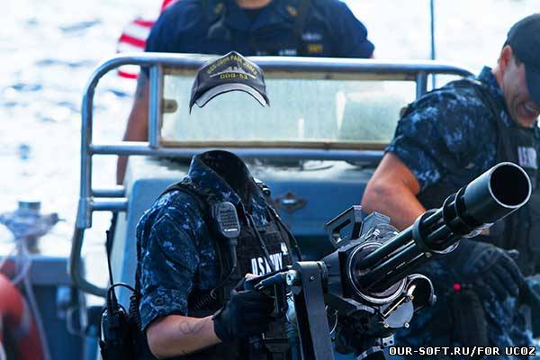 девушка-пулеметчик