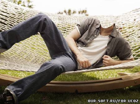 Симпатичный молодой человек на гамаке - шаблон для фотошопа