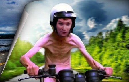 Прикольный шаблон psd - Дед на мото