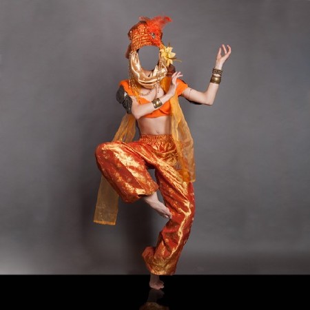 Шаблон для фотомонтажа - Танец в индийском костюме